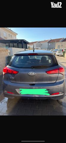 מודעת רכב יונדאי i20