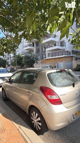 מודעת רכב יונדאי i20