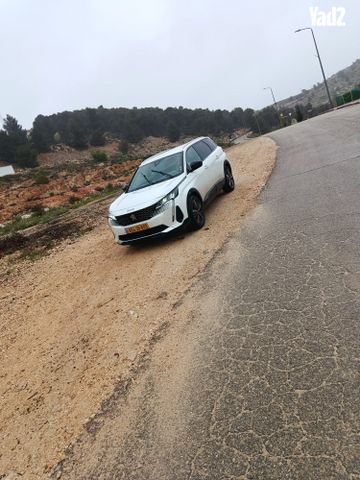 מודעת רכב פיג'ו 5008