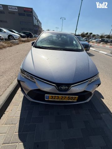 מודעת רכב טויוטה קורולה