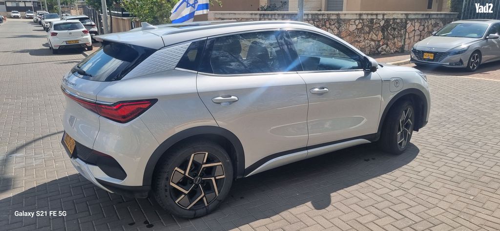 מודעת רכב בי.ווי.די אטו 3