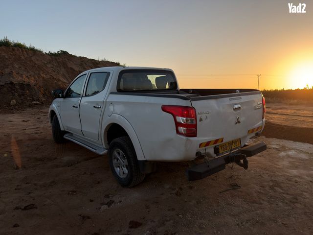 מודעת רכב מיצובישי טרייטון / L200