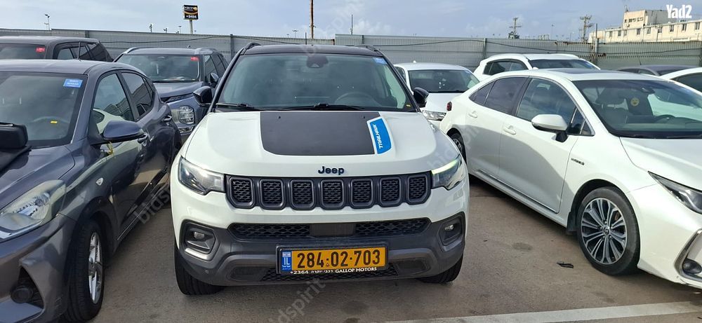 מודעת רכב ג'יפ קומפאס 1