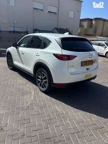 מודעת רכב מאזדה CX-5