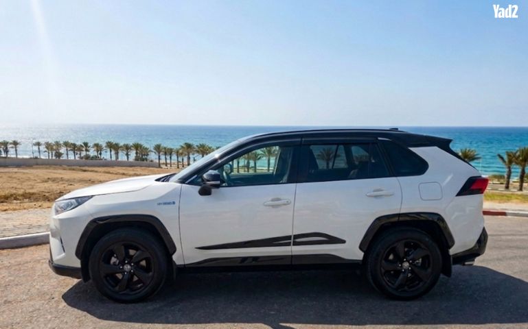 מודעת רכב טויוטה RAV4