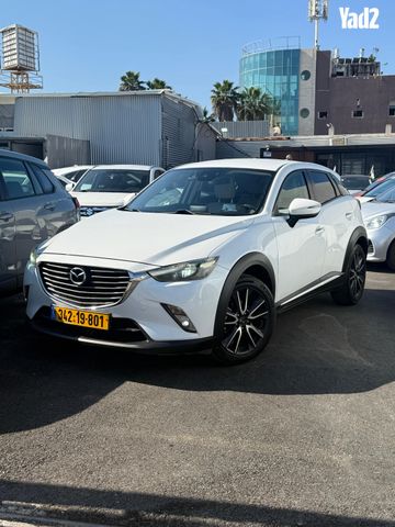 מודעת רכב מאזדה CX-3