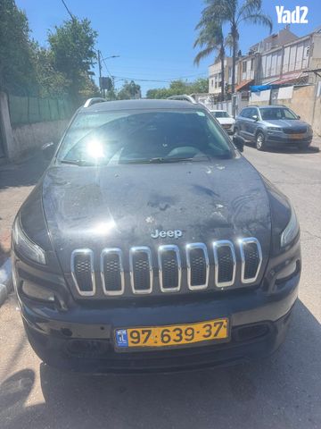 מודעת רכב ג'יפ צ'ירוקי