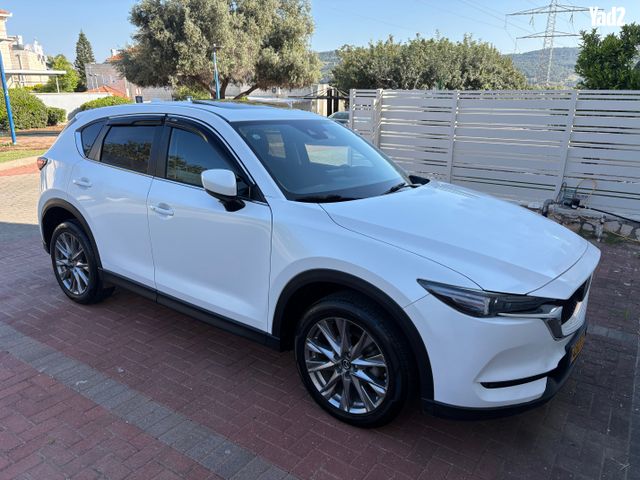 מודעת רכב מאזדה CX-5