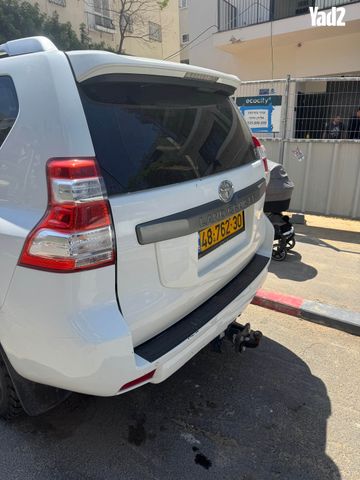 מודעת רכב טויוטה לנד קרוזר