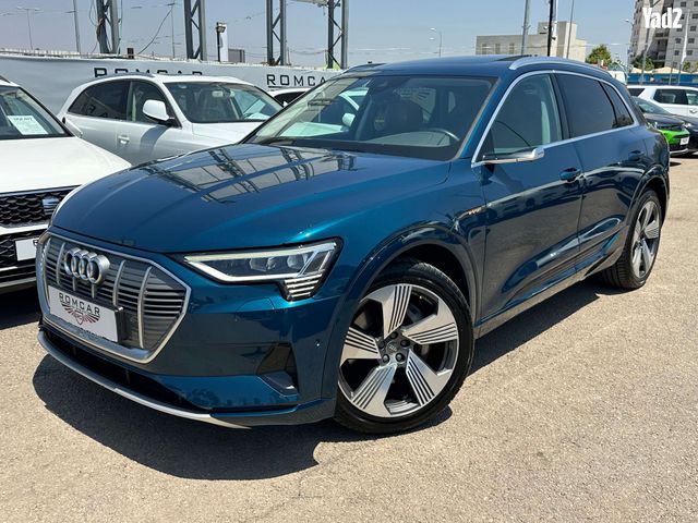 מודעת רכב אאודי E-tron 1