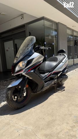 מודעת רכב קימקו דאון-טאון 350