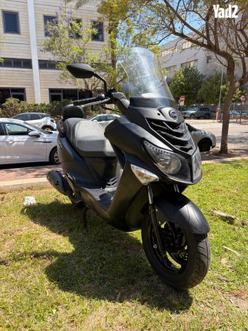 מודעת רכב סאן יאנג ג'וי רייד 200