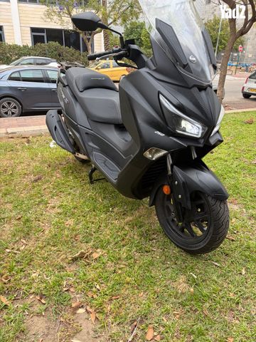 מודעת רכב סאן יאנג ג'וי-מקס Z-250