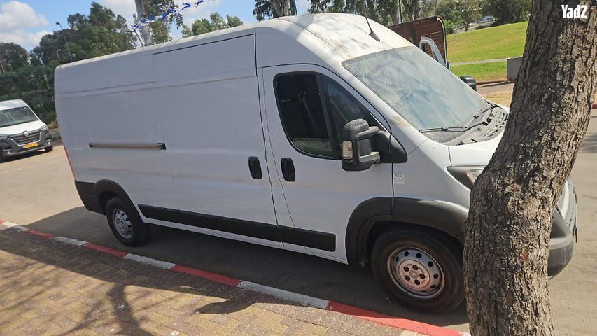 מודעת רכב פיג'ו
