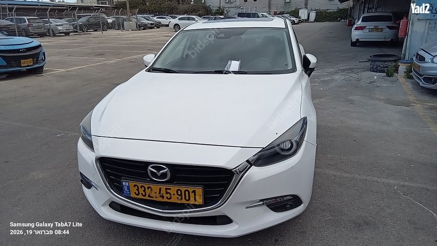 מודעת רכב מאזדה 3