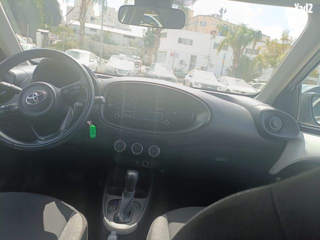 מודעת רכב טויוטה אייגו X 2