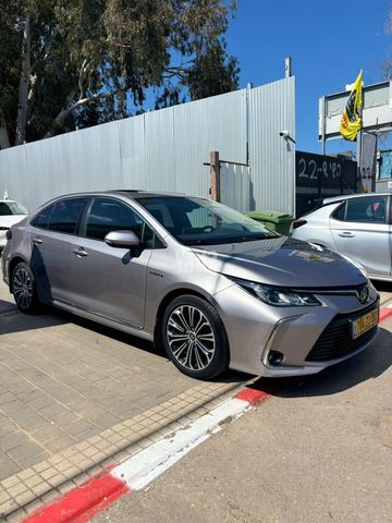 מודעת רכב טויוטה קורולה 2
