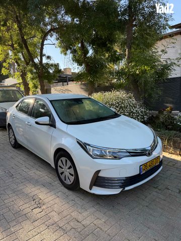 מודעת רכב טויוטה קורולה