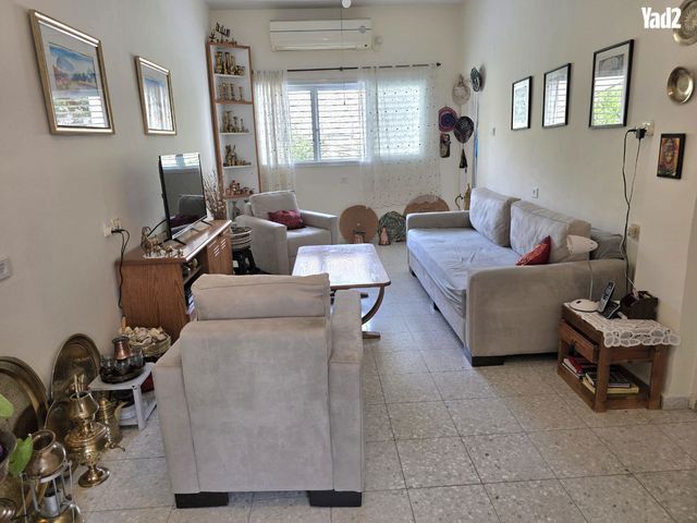שדרות ירושלים 93