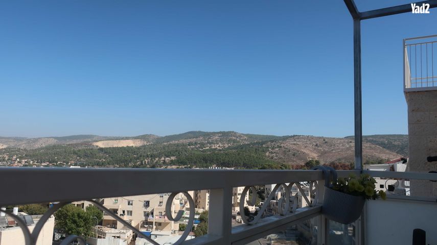 ממזרח שמש