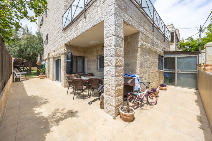 דירת גן למכירה בירושלים (תיווך) — 2