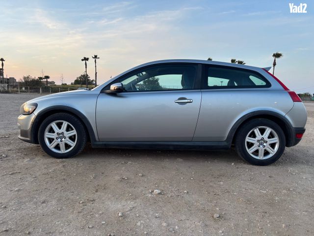 מודעת רכב וולוו C30