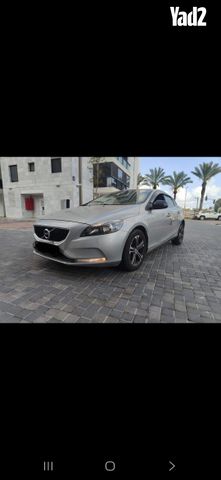 מודעת רכב וולוו V40