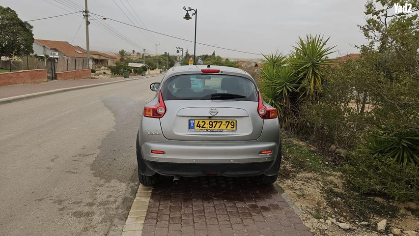 מודעת רכב ניסאן ג'וק