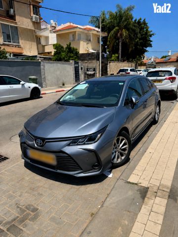מודעת רכב טויוטה קורולה