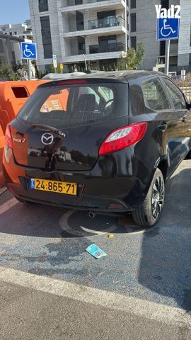 מודעת רכב מאזדה 2