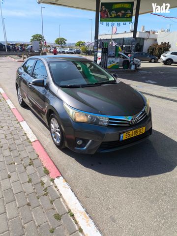 מודעת רכב טויוטה קורולה