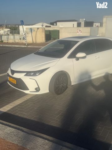 מודעת רכב טויוטה קורולה
