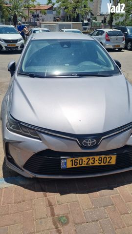 מודעת רכב טויוטה קורולה