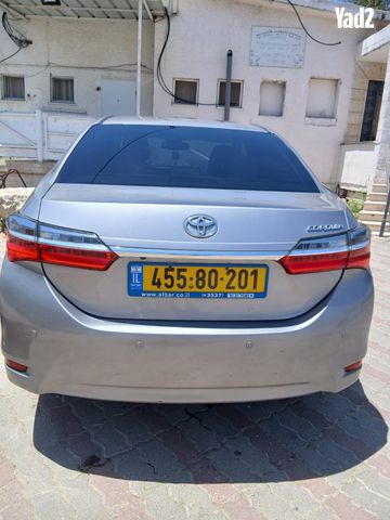 מודעת רכב טויוטה קורולה