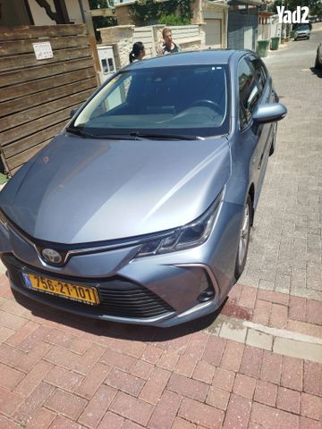 מודעת רכב טויוטה קורולה