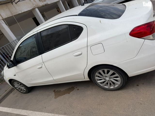 מודעת רכב מיצובישי אטראז'
