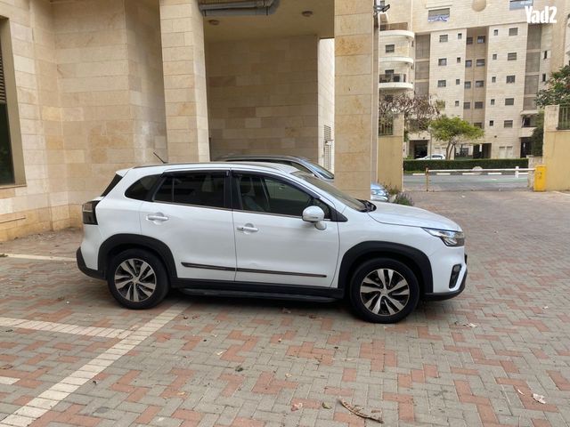 מודעת רכב סוזוקי S-Cross