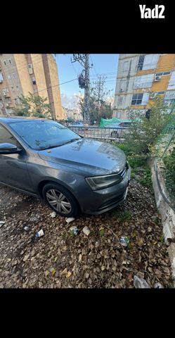 מודעת רכב פולקסווגן ג'טה 