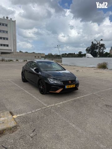 מודעת רכב סיאט לאון