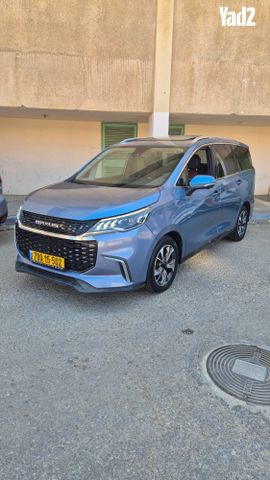 מודעת רכב מקסוס איוניק 5