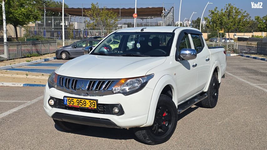 מודעת רכב מיצובישי טרייטון / L200