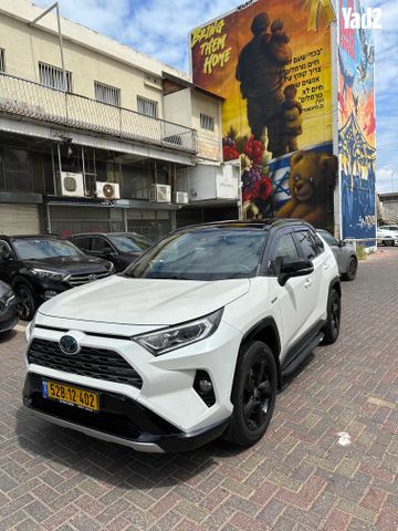 מודעת רכב טויוטה RAV4