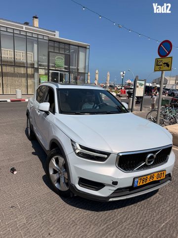 מודעת רכב וולוו XC40