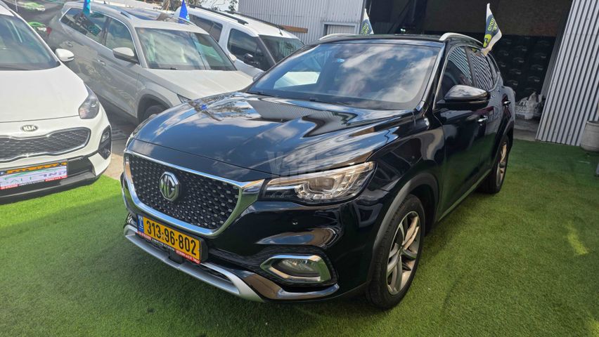 מודעת רכב אם ג'י EHS PHEV