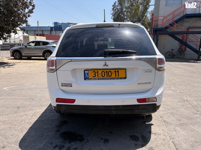 מודעת רכב מיצובישי אאוטלנדר
