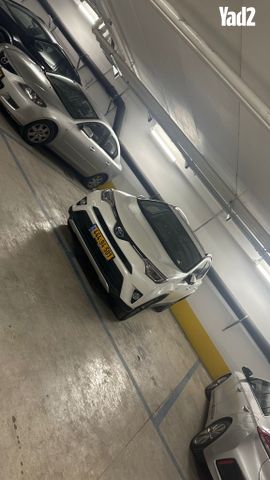 מודעת רכב טויוטה RAV4