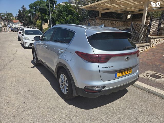 מודעת רכב קיה ספורטז'