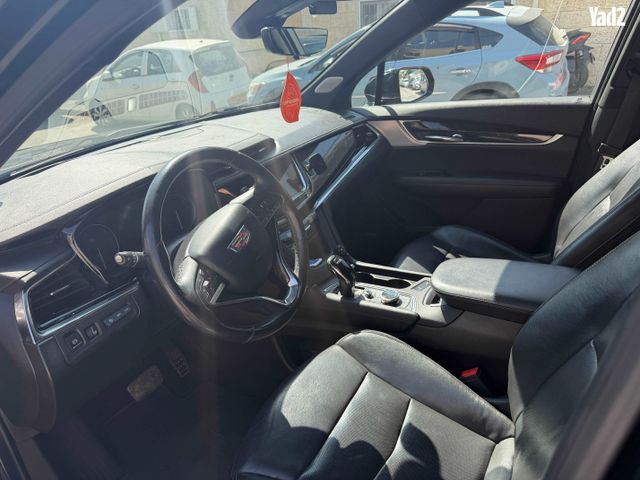 מודעת רכב קאדילק XT6