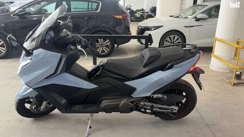 מודעת רכב קימקו AK 550