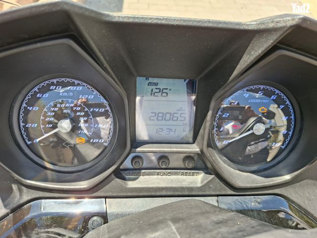 מודעת רכב קימקו דאון-טאון 250ABS